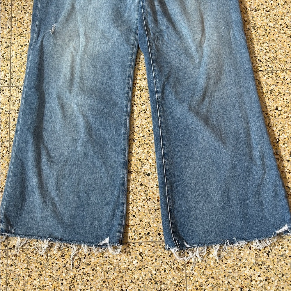 Kut from the Kloth Distressed Light Blue Wide Leg Jeans - Picture 5 of 6